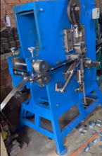 Загрузить изображение в средство просмотра галереи, Machine à pinces en acier laminée à froid avec dérouleur électrique