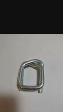 गैलरी व्यूवर में वीडियो लोड करें और चलाएं, Çemberleme tokası makinesi 32 x 7 mm