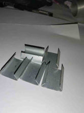 Load image into Gallery viewer, Steel strapping snap-on 3/4' seal clip making machine