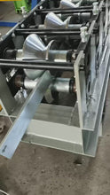 Carregar e reproduzir vídeo no visualizador da galeria, Semi automatic machine for making protector of steel coil
