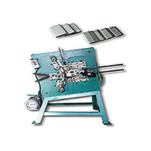 Carregar imagem no visualizador da galeria, Semi automatic steel strapping seal clip machine
